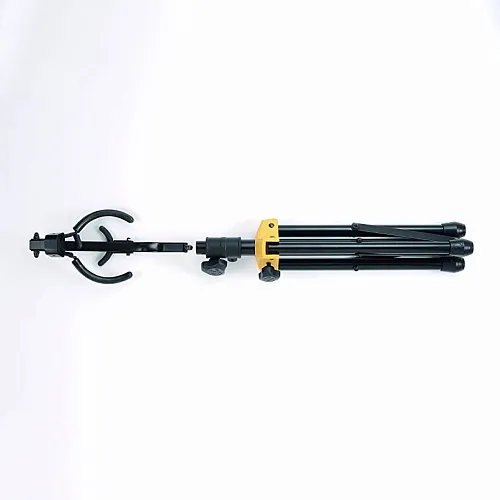 Hercules DS730B Стойка для альт/тенор саксофона с автозахватом.
